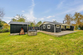 Cozy Older House By Elsegårde Strand